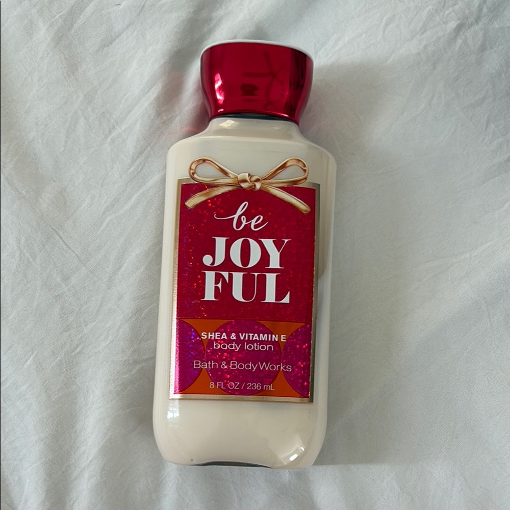 Bath & Body Works Be Joyful Body Lotion - Red